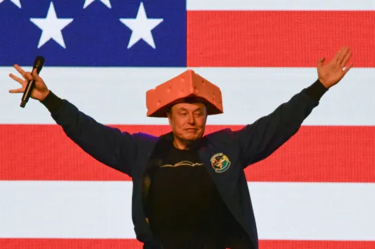 Elon Musk szerint az EU-t fel kell számolni