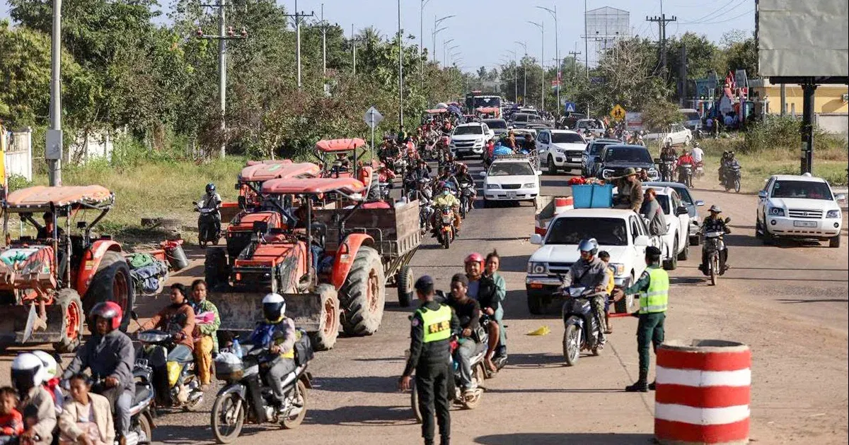 Thaiföld légicsapásokat mért a kambodzsai határra