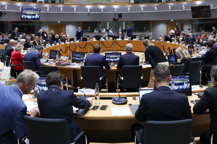 Az uniós kormányok döntésével a magyar államnak is segítenie kell menekültügyben, de ez még mindig lehet pénz