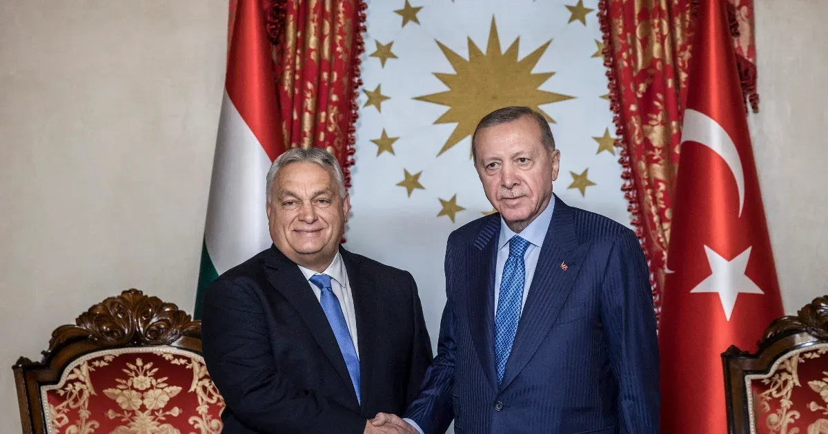 Orbán Viktor jelenleg a legsikeresebb magyar lókupec, derült ki az isztambuli látogatása alatt