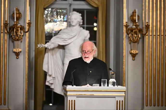 Összvissz 32 oldal, limitált szériás, és a fél ország róla beszél – mi az?