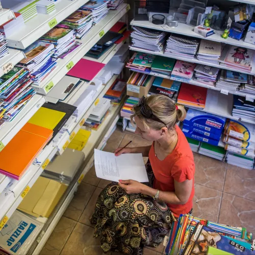 Most mindenkinek ígért iskolakezdési támogatást Magyar Péter, vagy csak a rászorulóknak?