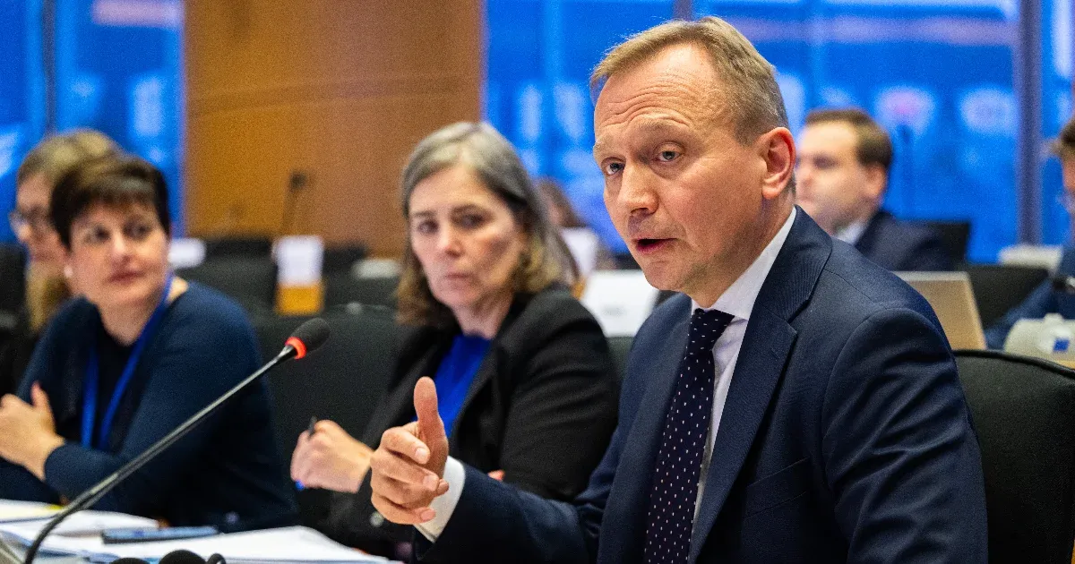 Bajban lehet a kormány több mint 6000 milliárdos hitelkérelme jogállamisági okokból