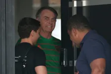 A Passióban Jézust alakító Jim Caviezel játssza Jair Bolsonarót a politikusról készülő filmben