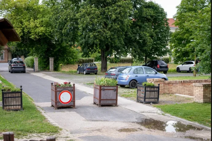 The university's parking lot – Photo: András Bálint Adorján / Széchenyi István University