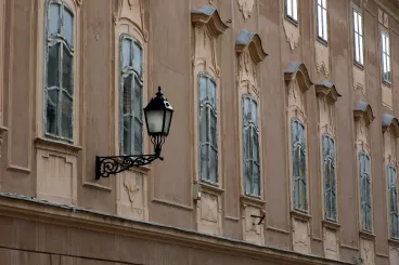 A könnyező gomba miatt a végóráit éli Győr ikonikus épülete, ahol Napóleon is megszállt