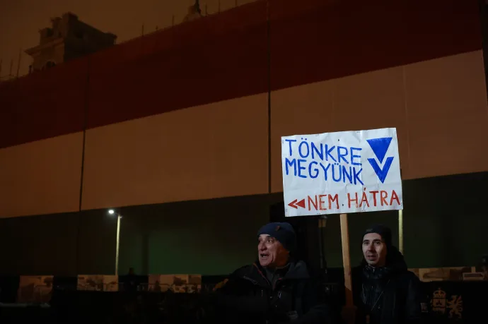 „A zsebtolvaj visszaadja a pénzed egy részét hitelre, ha elnézést kérsz” – így segítene Budapesten a kormány