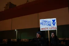 „A zsebtolvaj visszaadja a pénzed egy részét hitelre, ha elnézést kérsz” – így segítene Budapesten a kormány