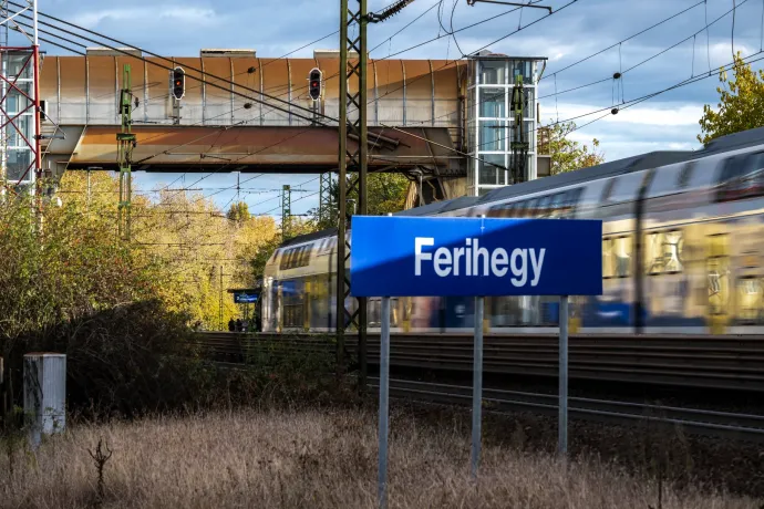 Magánkézbe adják a reptéri gyorsvasút fejlesztését – itt vannak a legfontosabb kérdések a koncessziós terv körül