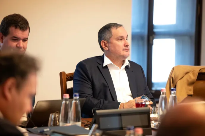 16 391 milliárd forintnyi hitelt venne fel a magyar állam 2026-ban