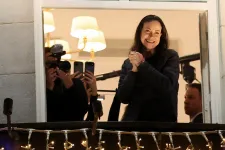 Váratlanul megjelent Oslóban a majdnem egy éve Venezuelában bujkáló Nobel-békedíjas María Corina Machado