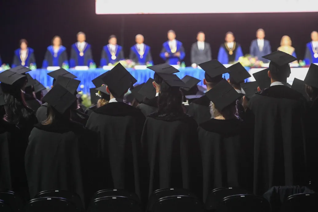 „Inkompetens kóklereket fogunk átengedni” – a Semmelweis új szabályzata korlátozza, hány hallgatót lehet megbuktatni