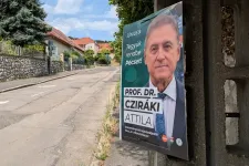 Szívgyógyászt küldhet a Fidesz a Tisza szívgyógyásza ellen Pécsen
