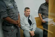 Magyar bankokat használt Izrael legnagyobb piramisjátékosa, hogy a befektetőktől rabolt tízmilliárdokat Montenegróba menekítse