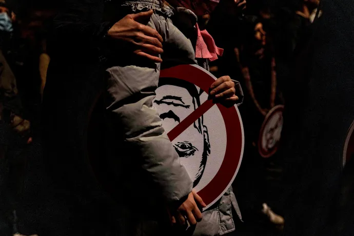 Csak egy hajszállal utálják jobban a magyarok Putyint, mint Zelenszkijt