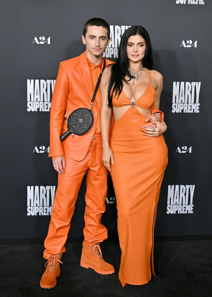 Timothée Chalamet és Kylie Jenner Chrome Heartsben, 2025. december 8-án – Fotó: Axelle / Bauer-Griffin / Getty Images