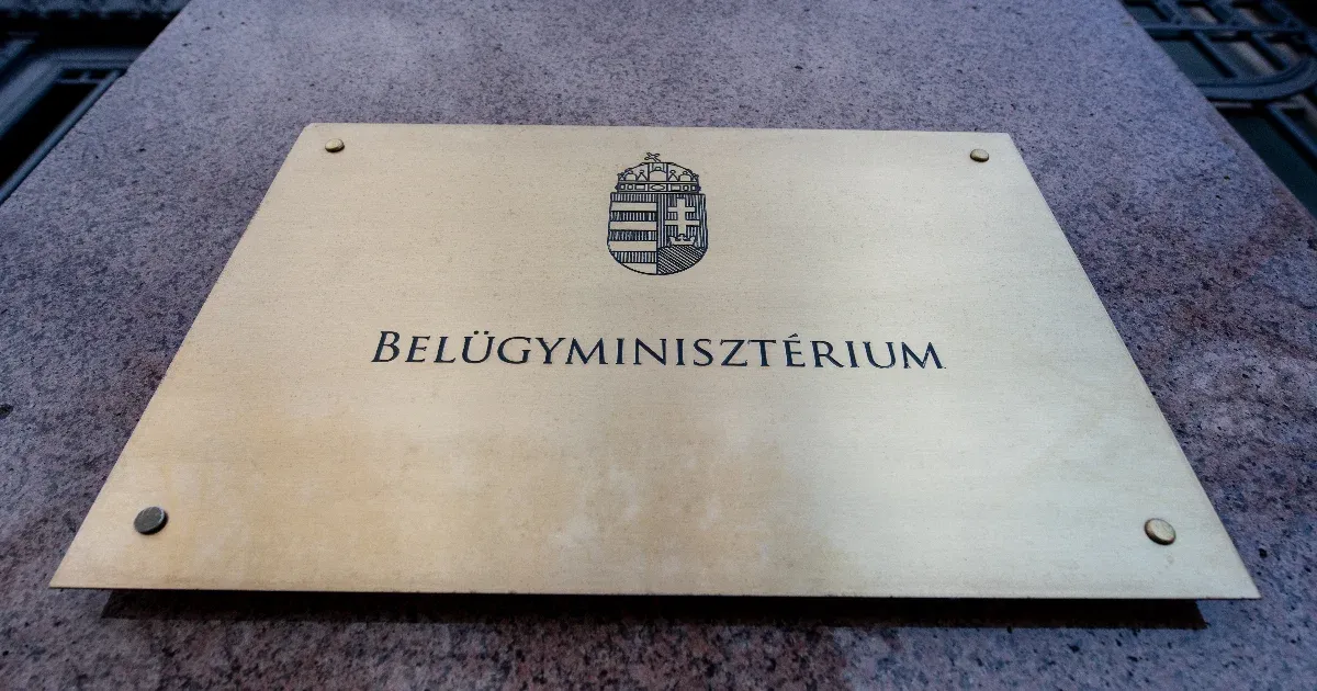 A BM a gyermekvédelemben elkövetett bántalmazásokról: a hatóságok és a szakemberek teszik a dolgukat