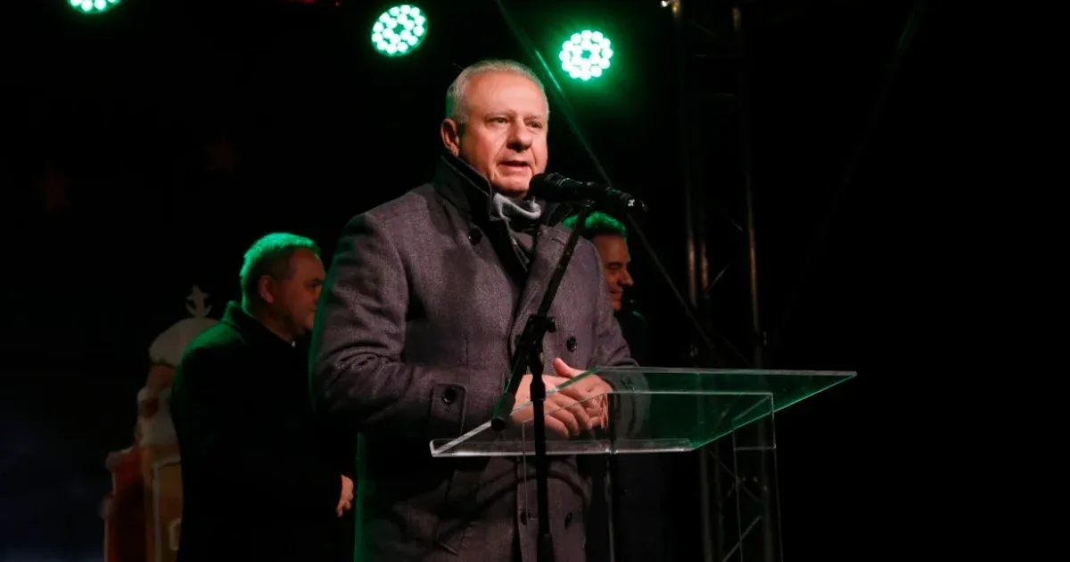 Tíz megyei jogú város nemet mondott a fideszes Szita Károlynak a „Tisza-adó” elítélésére