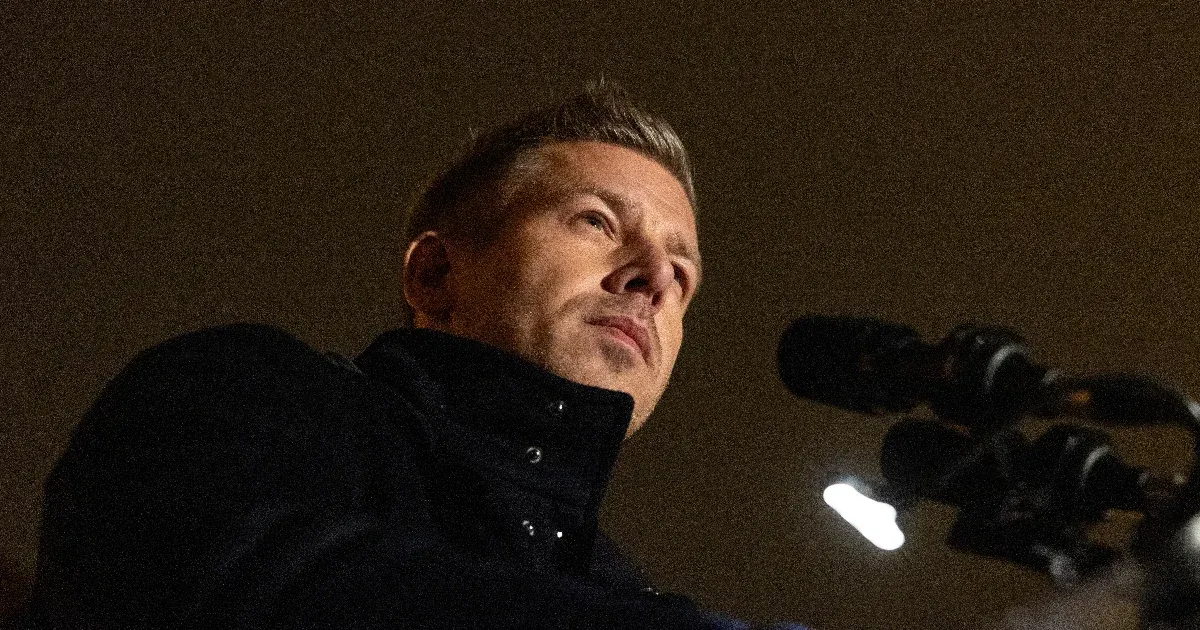 Magyar Péter a zalaegerszegi gyermekotthon látogatása után: Van fejlődés, idén már átvették az ajándékainkat