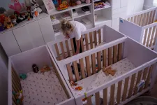 Újabb 150 kórházban hagyott csecsemőre számít a kormány decemberben