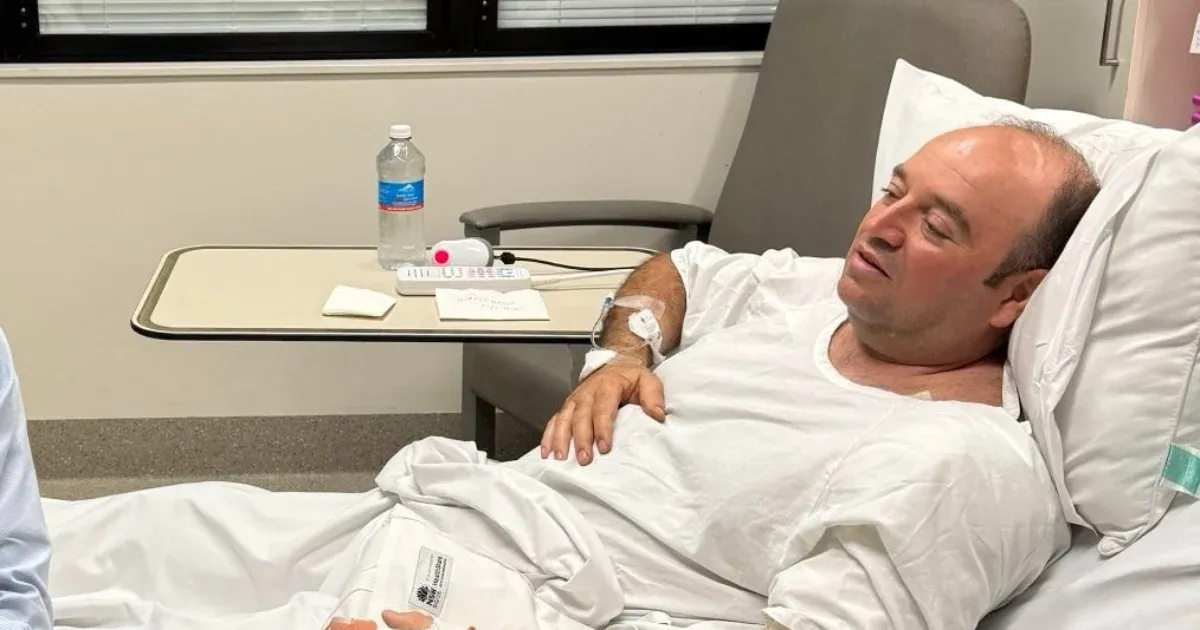 Hősként ünneplik a szír menekültet, aki kicsavarta a Bondi Beach-i támadó kezéből a fegyvert