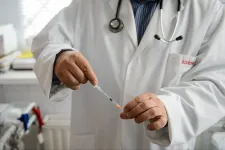 Több gyógyszertárban is elfogyott az influenza elleni oltás, az NNGYK is megerősítette a hiányt