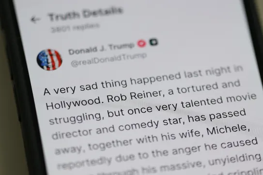 „Trump iránti dühös megszállottságával őrületbe kergette az embereket” – így reagált az amerikai elnök Rob Reiner meggyilkolására