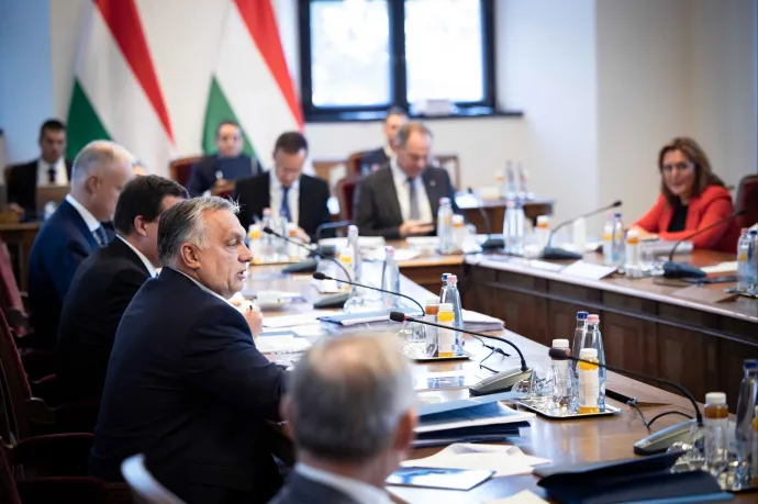 Kis, spórolós államot ígért Orbán 2010-ben, aztán 2025-re megötszöröződtek a kormányzati kiadások