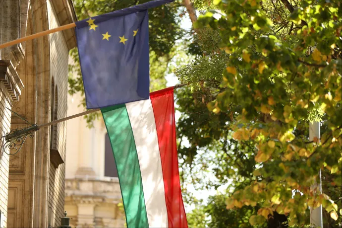 Heteken belül ismét nagyjából 400 milliárd forint EU-támogatást bukunk, jövőre sokkal nagyobb lesz a tét