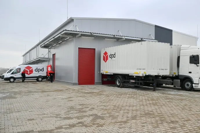 DPD: A tucatjával kapott fenyegető vagy zaklató üzenetek nem segítik a helyzet megoldását