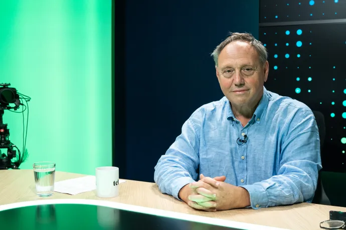 Lakatos Péter: Én abból megéltem eddig, hogy viszonylag jól számolok, írok, olvasok és beszélek