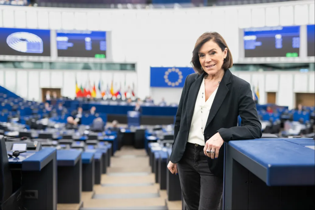 Katargate: Nem függesztette fel egy szocialista képviselő mentelmi jogát az EP – Forrás: Telex.hu