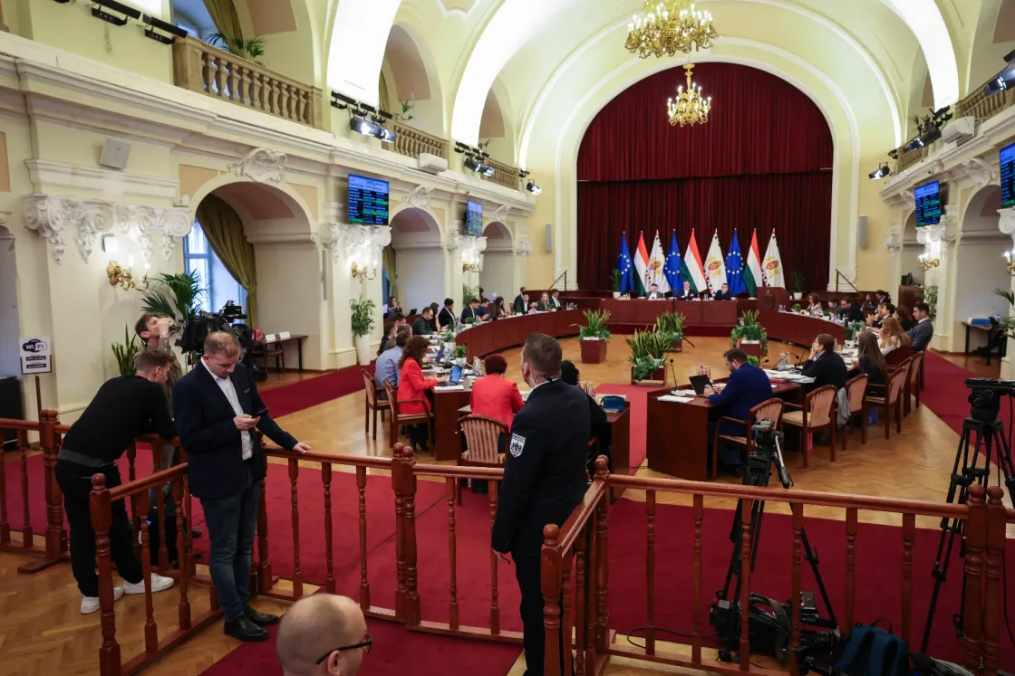 Elfogadták Budapest 2026-os költségvetését, kaparós sorsjeggyel is segítenének a pénzügyi helyzeten