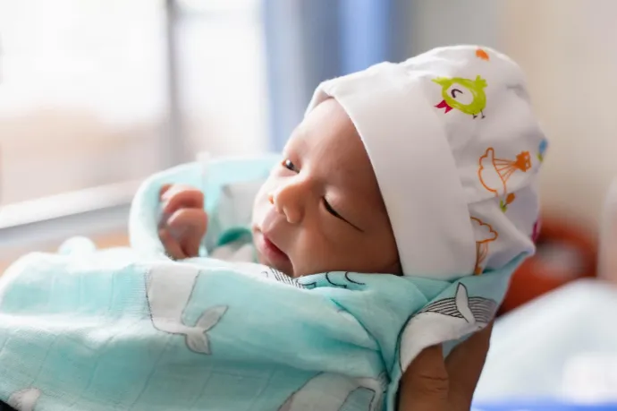 Fotó: Doktor24, “Minden gyermek alapvető joga, hogy megfelelő körülmények biztosításával elősegítsük optimális fejlődését!” (Herczog M., Kovács Zs.)