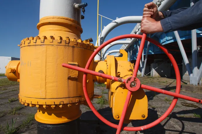 Nagy többséggel megszavazta az orosz gáz uniós kivezetését az EP