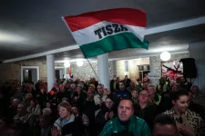 Medián: A 40 évnél fiatalabb választóknál 57 százalékon áll a Tisza