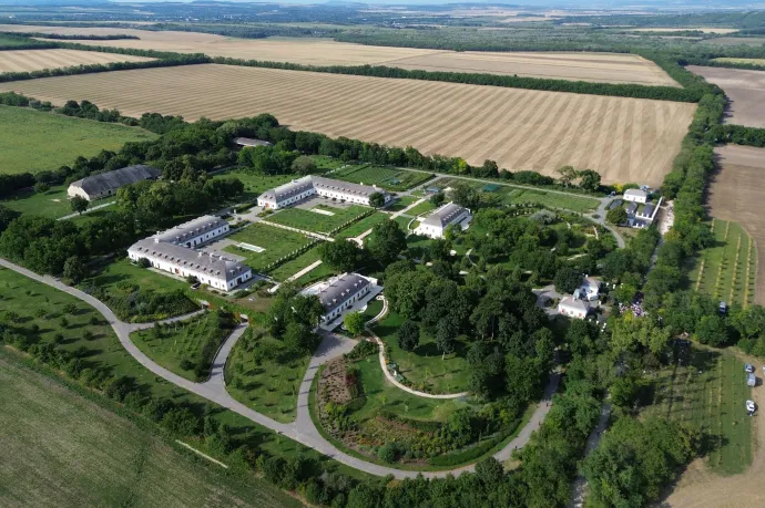 Komornyiklakás, csillagvizsgáló, kétszáz fős rendezvényterem – Hatvanpuszta eredeti tervei még impozánsabbak voltak