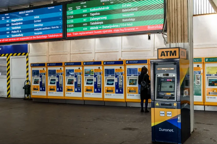 Egyre szűkebb kisebbségnek kedvez a kormány a készpénzfelvétel új szabályaival