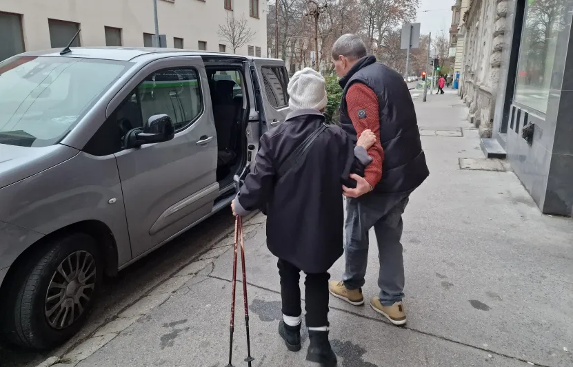 Megölelhetem, drága?