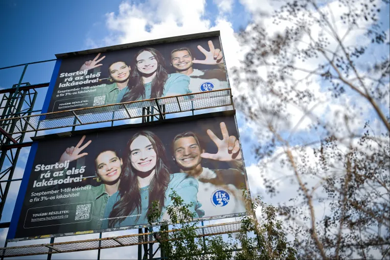 Nem úgy osztogat a kormány, mint négy éve