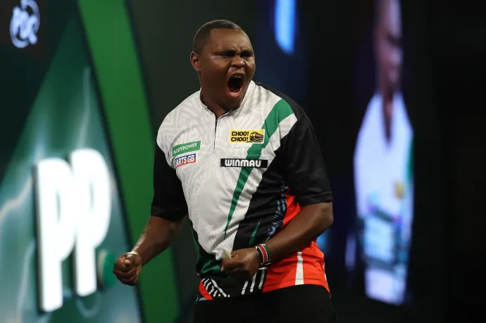 A darts-vb eddigi legnagyobb meglepetése a kenyai állatorvos, aki csak három éve kezdte el dobálgatni a nyilakat