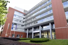 HVG: vezetők távoztak a HUN-REN-től, miután kiderült, hogy havonta több mint 9 millió forintot keresnek a feletteseik