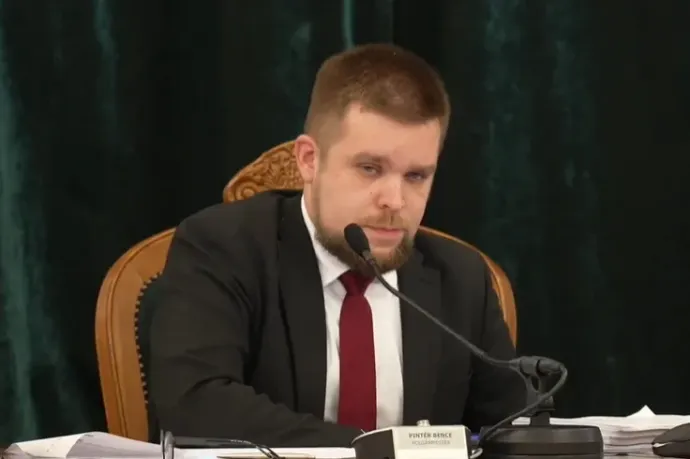 Feljelentést tett a városrendészet szakmai igazgatója ellen a győri polgármester, mert kinevezés nélkül vezetőként járt el