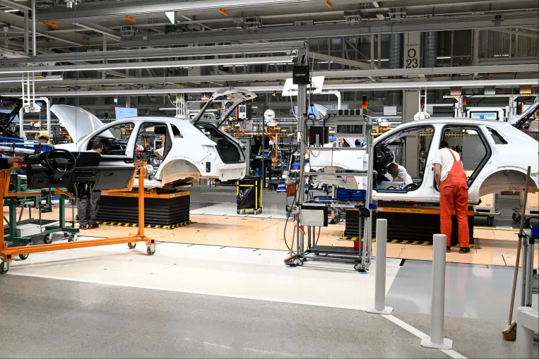 Ember legyen a talpán, aki meg tudja mondani, mi következik a gazdasági adatokból a jövő évi választáson