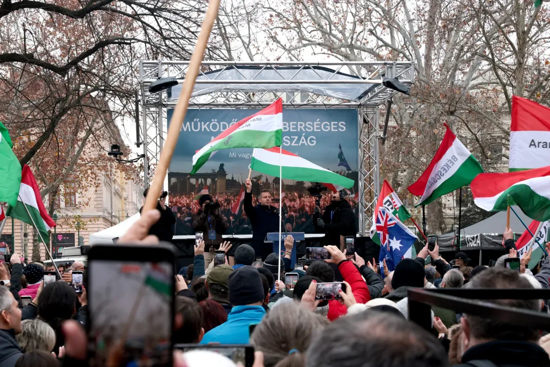 Magyar Péter: Több millió magyart aláztak meg azzal, hogy szlováknak nevezték Strompová Viktóriát