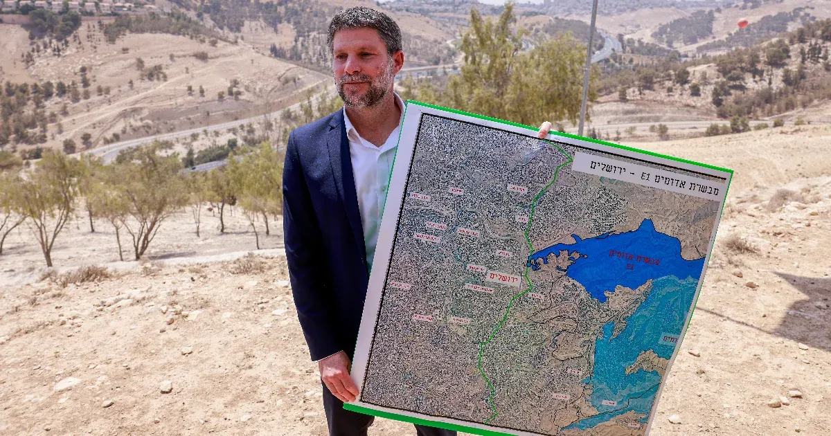 Hiába ellentétes a nemzetközi joggal, Izrael újabb telepeket létesít Ciszjordániában