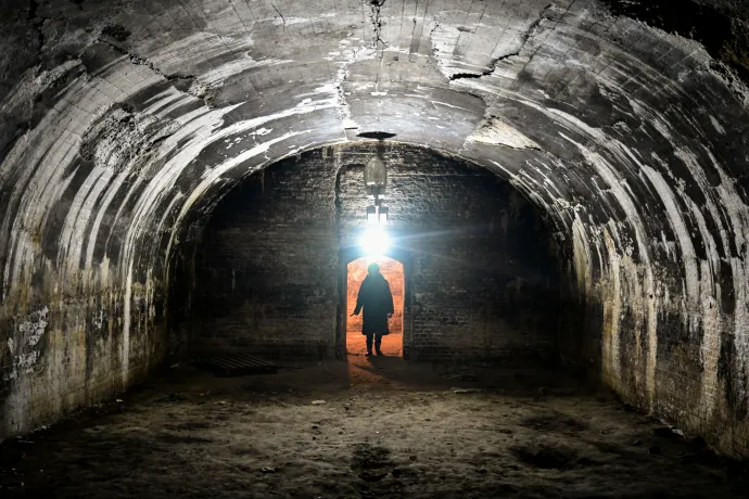 A jilavai börtön „Neagra” („A fekete”) nevű magánzárkája, amelyet a politikai foglyok megbüntetésére használtak – Fotó: Daniel Mihailescu / AFP 