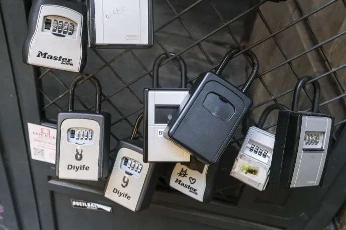 Kulcsszéfek Budapest belvárosában – Fotó: Jean-Michel Delage / Hans Lucas / AFP