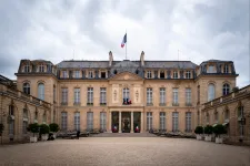 A kincstárnok, a vintedező ószeres és a Louvre egyik teremőre lopott a francia elnöki palotából