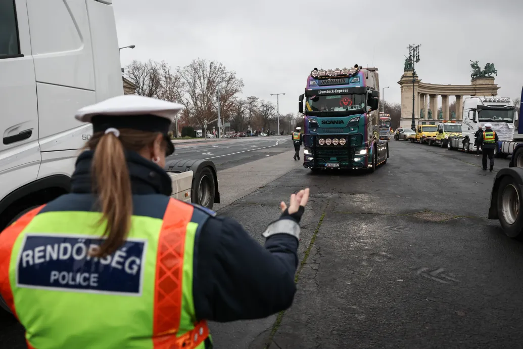 Magyar Péter a kamionosok ügyéről: Elfogadhatatlan a valódi egyeztetések nélküli, brutális díjemelés